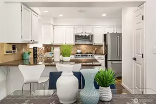 9215 Odin Way, Bothell, WA 98011 - Photo 16