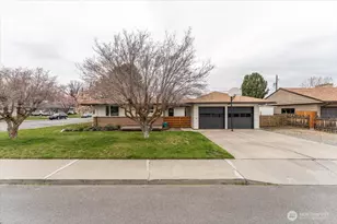 215 Pearl St, Wenatchee, WA 98801 - Photo 4