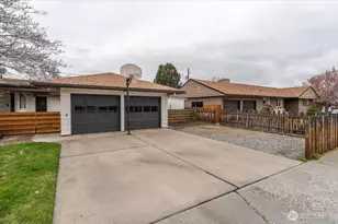 215 Pearl St, Wenatchee, WA 98801 - Photo 6