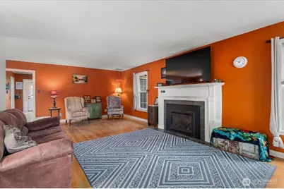 225 S Division Street, Cashmere, WA 98815 - Photo 2