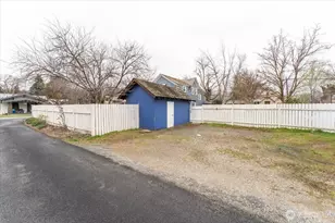 225 S Division St, Cashmere, WA 98815 - Photo 40