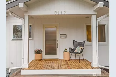 8117 17th Avenue SW, Seattle, WA 98106 - Photo 2