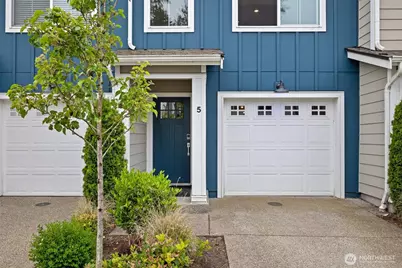 2004 101st Avenue SE #5, Lake Stevens, WA 98258 - Photo 2