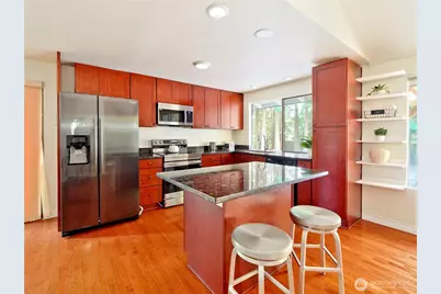 12015 NE 161st St, Bothell, WA 98011 - Photo 6