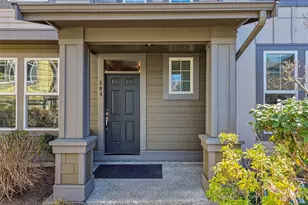 7726 Fairway Ave SE, Snoqualmie, WA 98065 - Photo 2