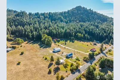 18451 Camp 12 Rd, Leavenworth, WA 98826 - Photo 10