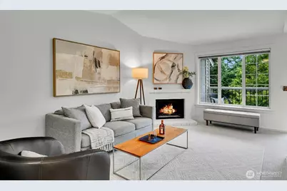 12404 E Gibson Road #B-304, Everett, WA 98204 - Photo 1