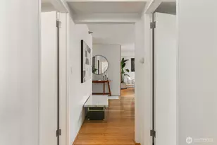 2621 2nd Ave, Seattle, WA 98121 - Photo 16