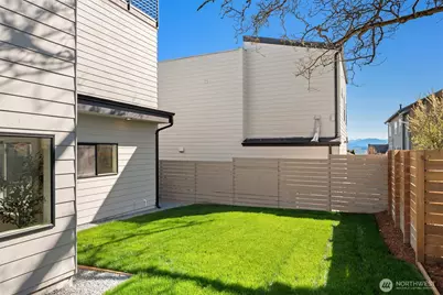 9846 62nd Avenue S #1, Seattle, WA 98118 - Photo 38