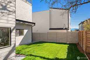 9846 62nd Ave S, Seattle, WA 98118 - Photo 38