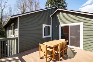 9642 Beacon Ave S, Seattle, WA 98118 - Photo 10