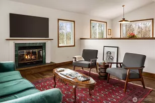 9642 Beacon Ave S, Seattle, WA 98118 - Photo 2