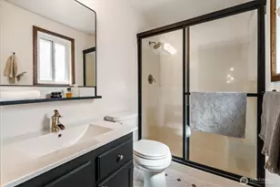 9642 Beacon Ave S, Seattle, WA 98118 - Photo 18