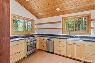 177 Salmonberry Ln, Lopez Island, WA 98261 - Photo 6