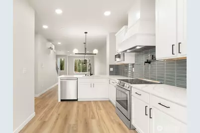 16823 Alder Way #J6, Lynnwood, WA 98037 - Photo 12