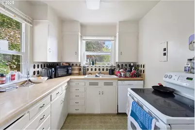 1202 21st Avenue, Longview, WA 98632 - Photo 22