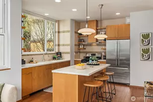 114 N 39th St, Seattle, WA 98103 - Photo 4