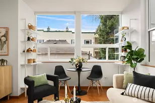 114 N 39th St, Seattle, WA 98103 - Photo 8