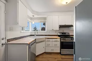 303 S Lafayette Ave, Bremerton, WA 98312 - Photo 8