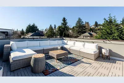 3245 21st Avenue W, Seattle, WA 98199 - Photo 22