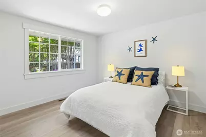 15628 Point Monroe Drive NE, Bainbridge Island, WA 98110 - Photo 12