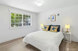 15628 Point Monroe Dr NE, Bainbridge Island, WA 98110 - Photo 12