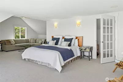 15628 Point Monroe Drive NE, Bainbridge Island, WA 98110 - Photo 14