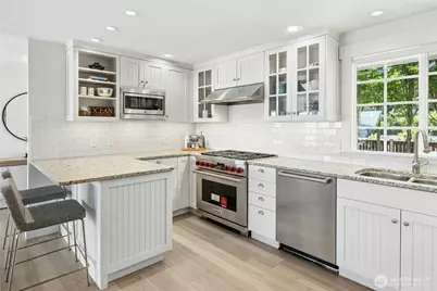 15628 Point Monroe Drive NE, Bainbridge Island, WA 98110 - Photo 8