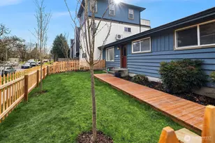 5035 25th Ave SW, Seattle, WA 98106 - Photo 2