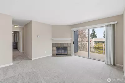 2760 76th Avenue SE #505, Mercer Island, WA 98040 - Photo 8