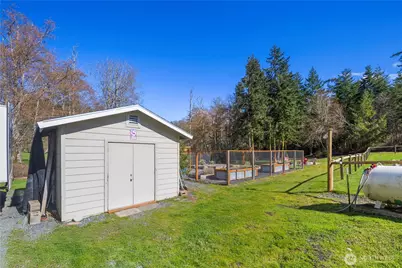 1870 W Cloud Way, Oak Harbor, WA 98277 - Photo 34