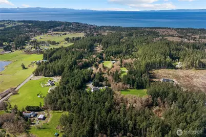 1870 W Cloud Way, Oak Harbor, WA 98277 - Photo 4