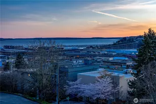 2244 13th Ave W, Seattle, WA 98119 - Photo 14