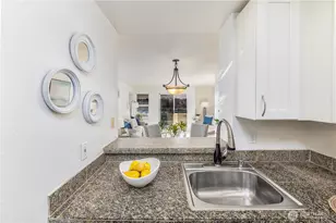 2244 13th Ave W, Seattle, WA 98119 - Photo 10