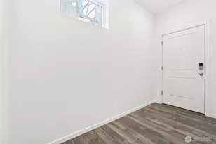 10738 188 St E, Puyallup, WA 98374 - Photo 2