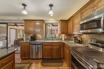 1140 SE Colonial Drive, College Place, WA 99362 - Photo 8