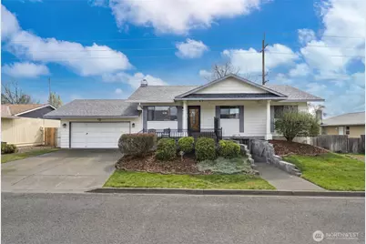 1140 SE Colonial Drive, College Place, WA 99324 - Photo 2
