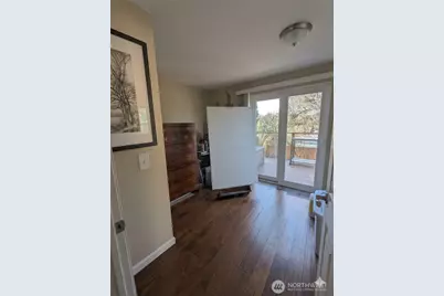 10341 Stone Avenue N, Seattle, WA 98133 - Photo 6