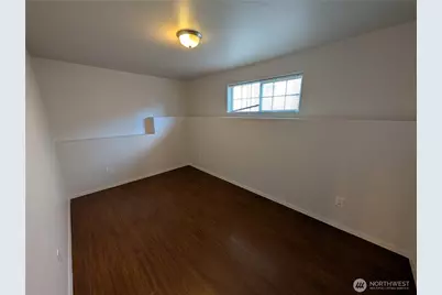 10341 Stone Avenue N, Seattle, WA 98133 - Photo 16