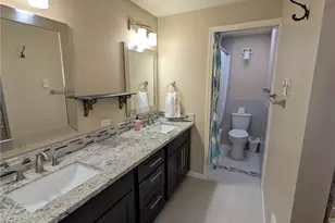 10341 Stone Ave N, Seattle, WA 98133 - Photo 4