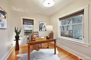 1910 N 38th St, Seattle, WA 98103 - Photo 10