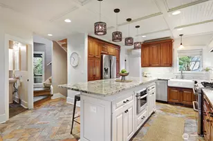 1910 N 38th St, Seattle, WA 98103 - Photo 8