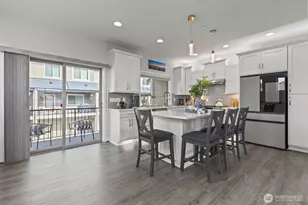 1344 6th Ave NE, Issaquah, WA 98029 - Photo 8