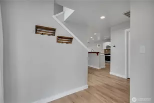 11410 186 St E, Puyallup, WA 98374 - Photo 4