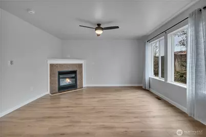 11410 186th Street E, Puyallup, WA 98374 - Photo 12