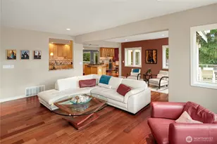 10211 NE 59th St, Kirkland, WA 98033 - Photo 8