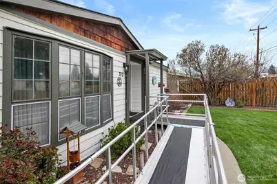 370 S Kentucky, East Wenatchee, WA 98802 - Photo 2