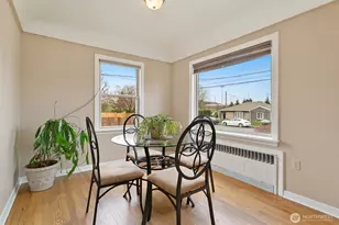 214 J St NE, Auburn, WA 98002 - Photo 6