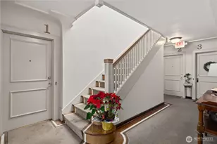 741 Federal Ave E, Seattle, WA 98102 - Photo 12