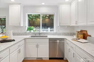 10116 SE 29th Ave, Everett, WA 98208 - Photo 14